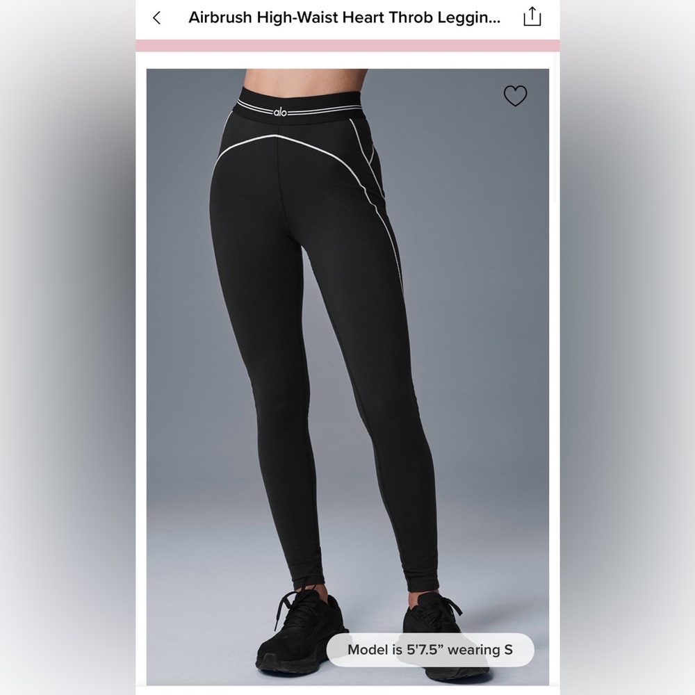 Alo Airbrush High Waist Heart
Throb Legging - Full length Size M